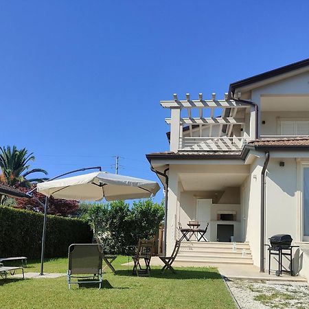 Holiday Home Casa Simone In Lido Di Camaiore Exteriér fotografie